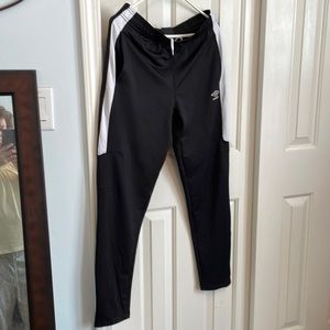 Boys Umbro Sport Pants Sz XL-16-18, new, never worn